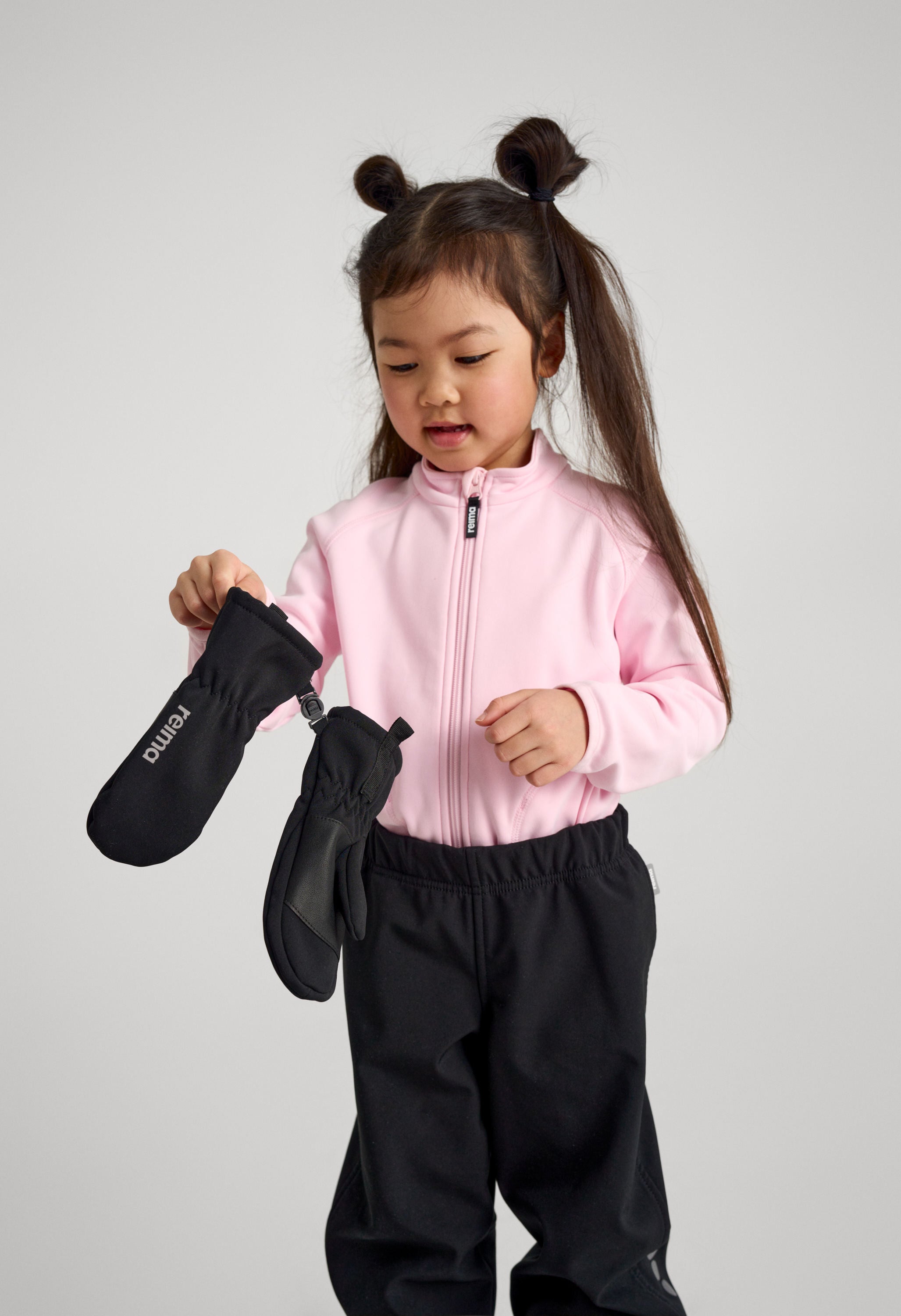 Reima Osaten softshell mittens - Black